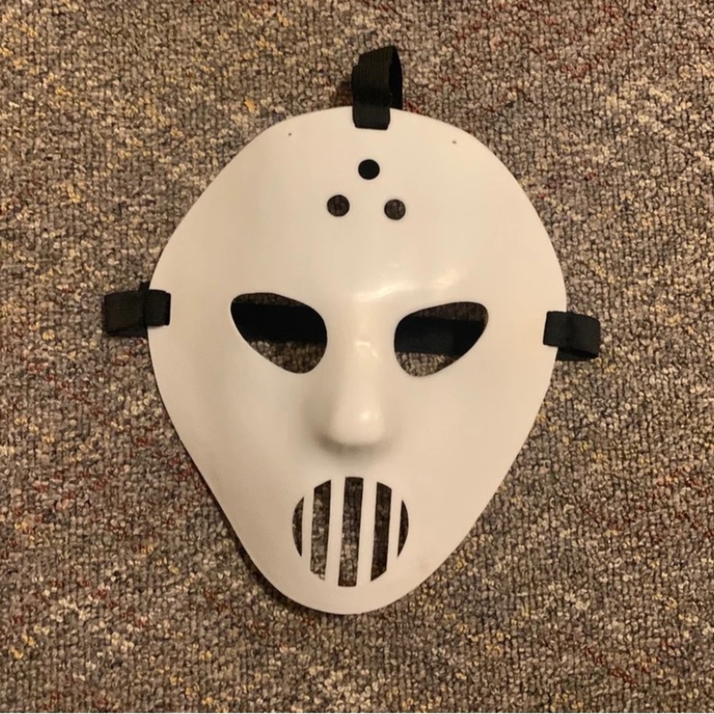 Vintage 90’s Jason Mask Y2K Friday the 13th Halloween movie￼Glow in the dark